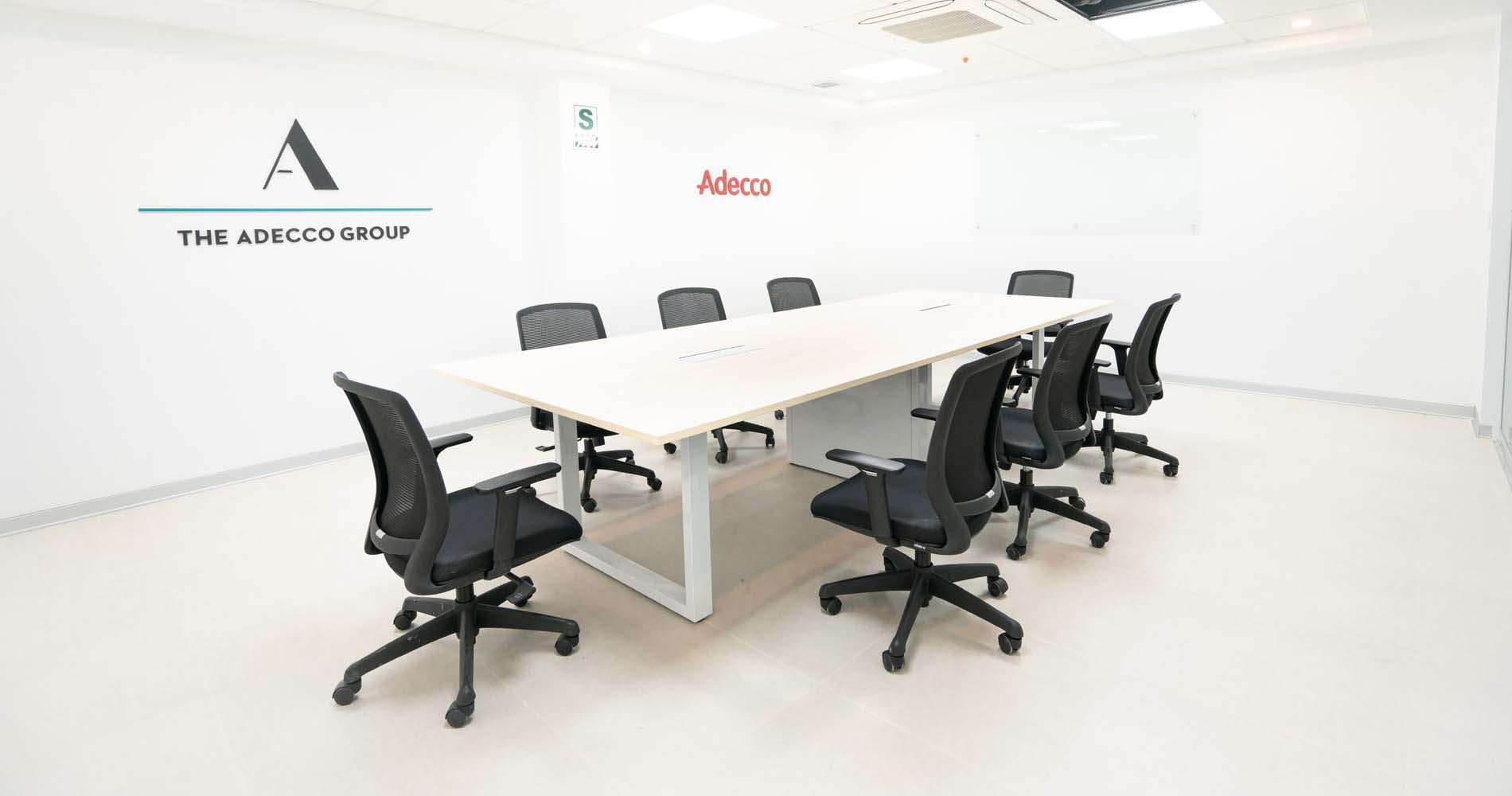 adecco - mesas de reuniones abaco