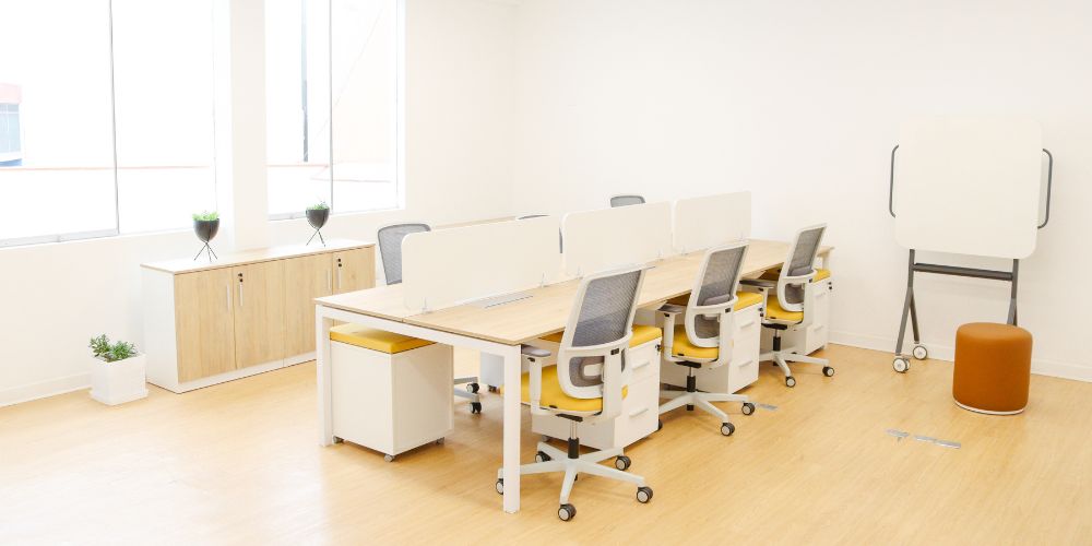 mesas bench articulo organizar el espacio de trabajo sillas ergonómicas para oficina